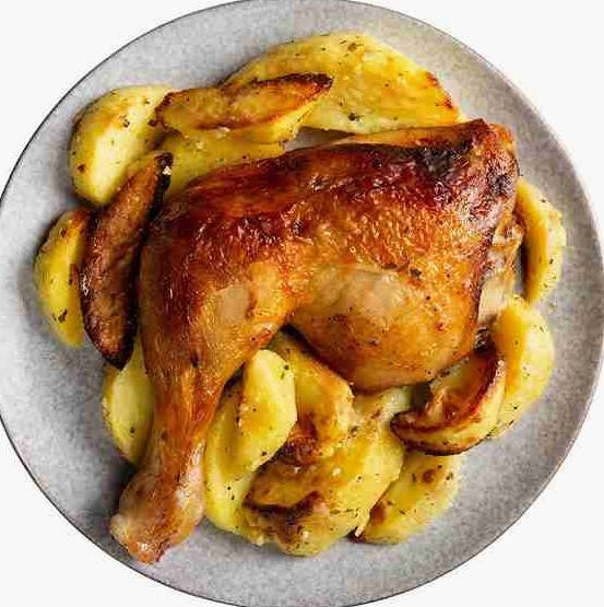 Sovracosce di pollo al forno  con patate arrosto 