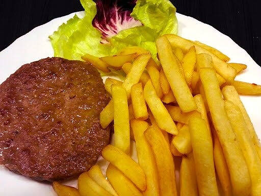 Hamburger + patatine fritte 